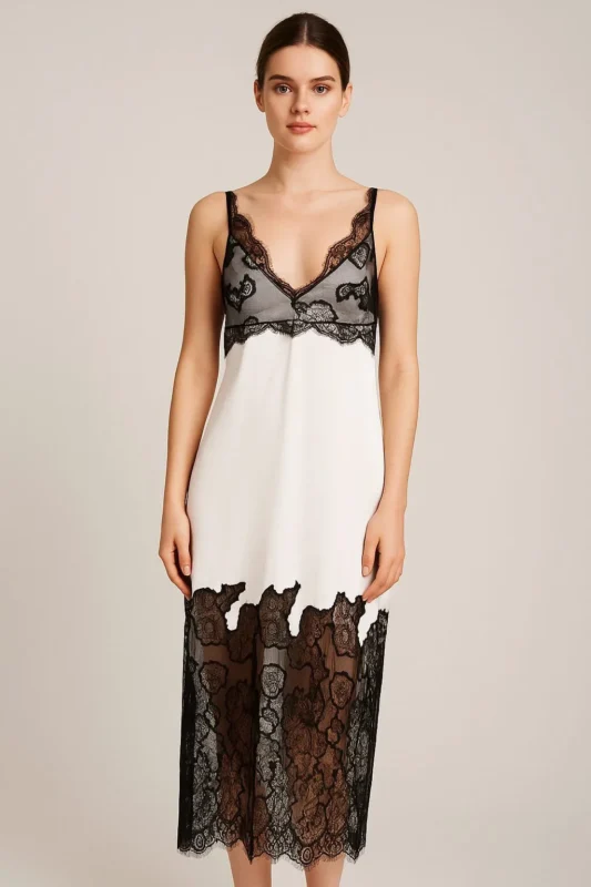 Φόρεμα lingerie λευκό με μαύρη δαντέλα